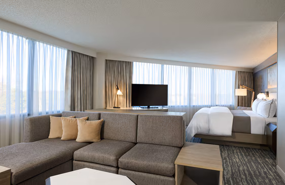 Junior King Suite Sitting Area